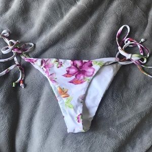 Frankie's Marley bottoms in Tropical Bouquet